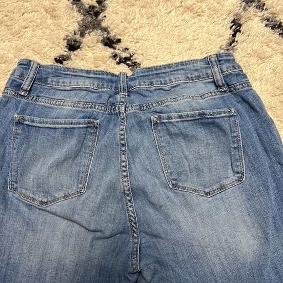 Distressed Boyfriend Fit Hammer Jeans size 13 - Picture 9 of 12